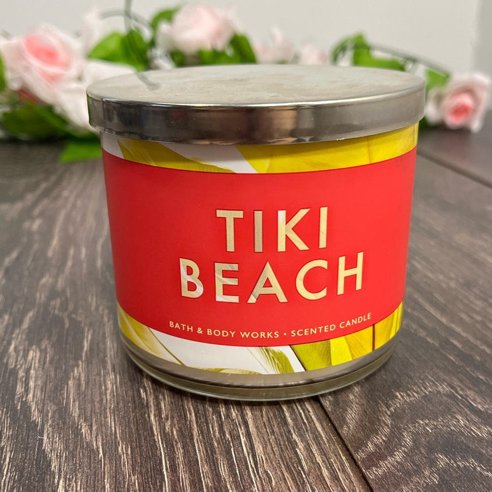 Tiki Beach Bath & Bodyworks 3 Wick Candle